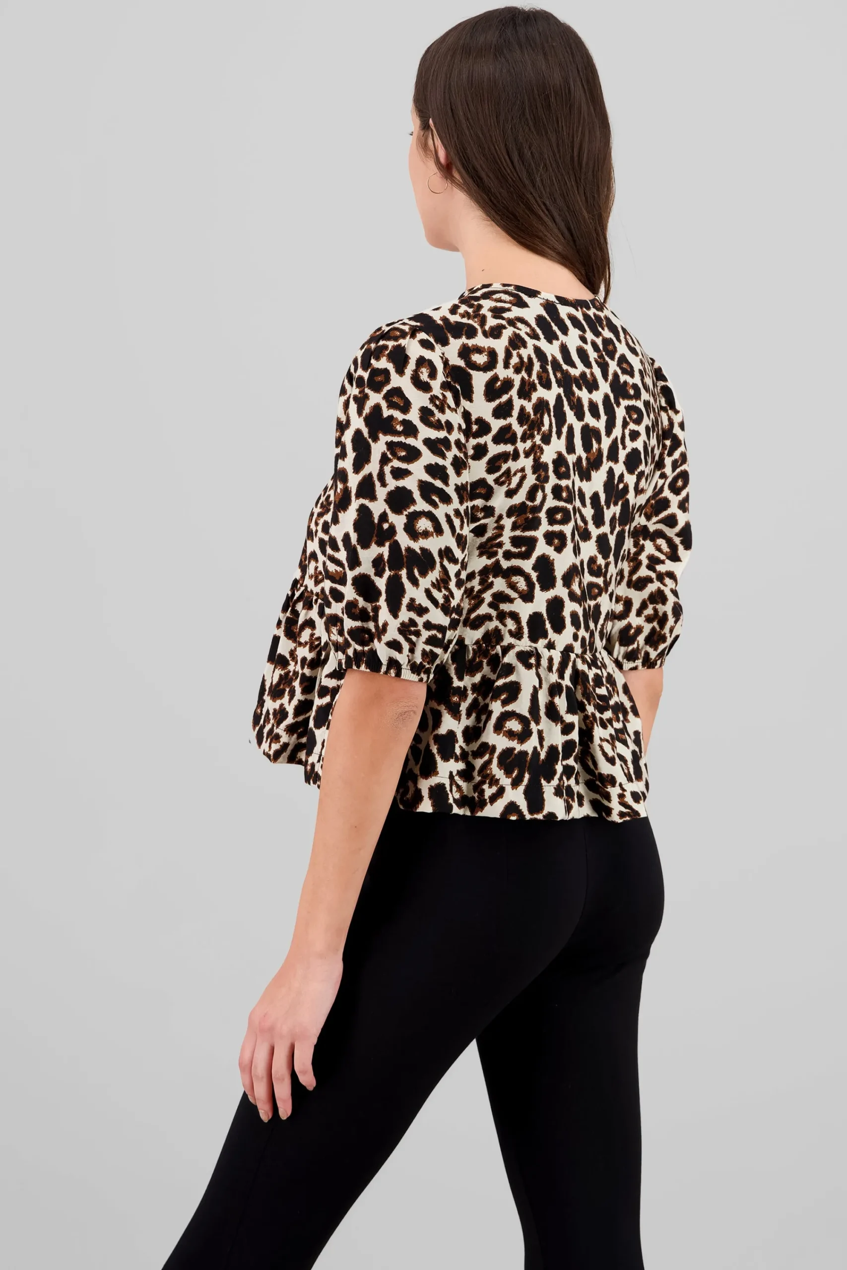 Shasa Animal Print Puff Sleeve Blouse