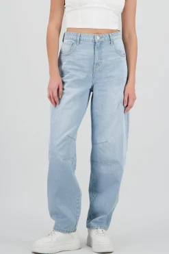 Shasa Barrel Jeans with Double Pleats