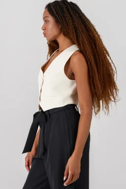 Shasa Basic Button Vest Crop Top