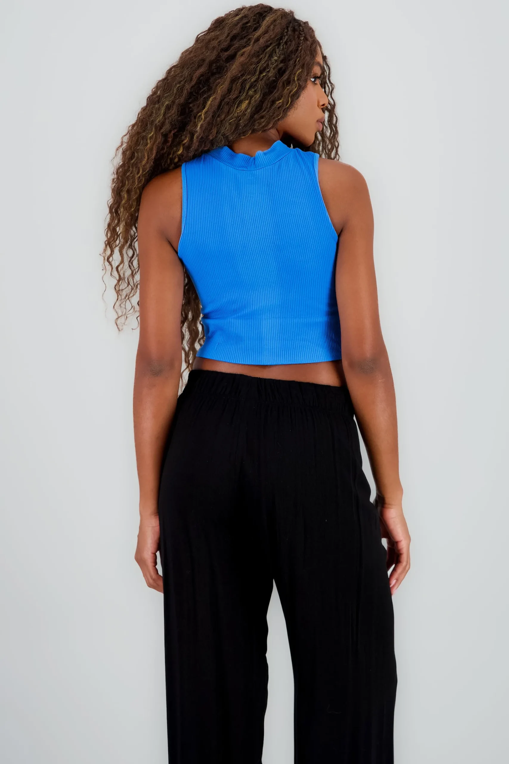 Shasa Basic Ribbed High Neck Top