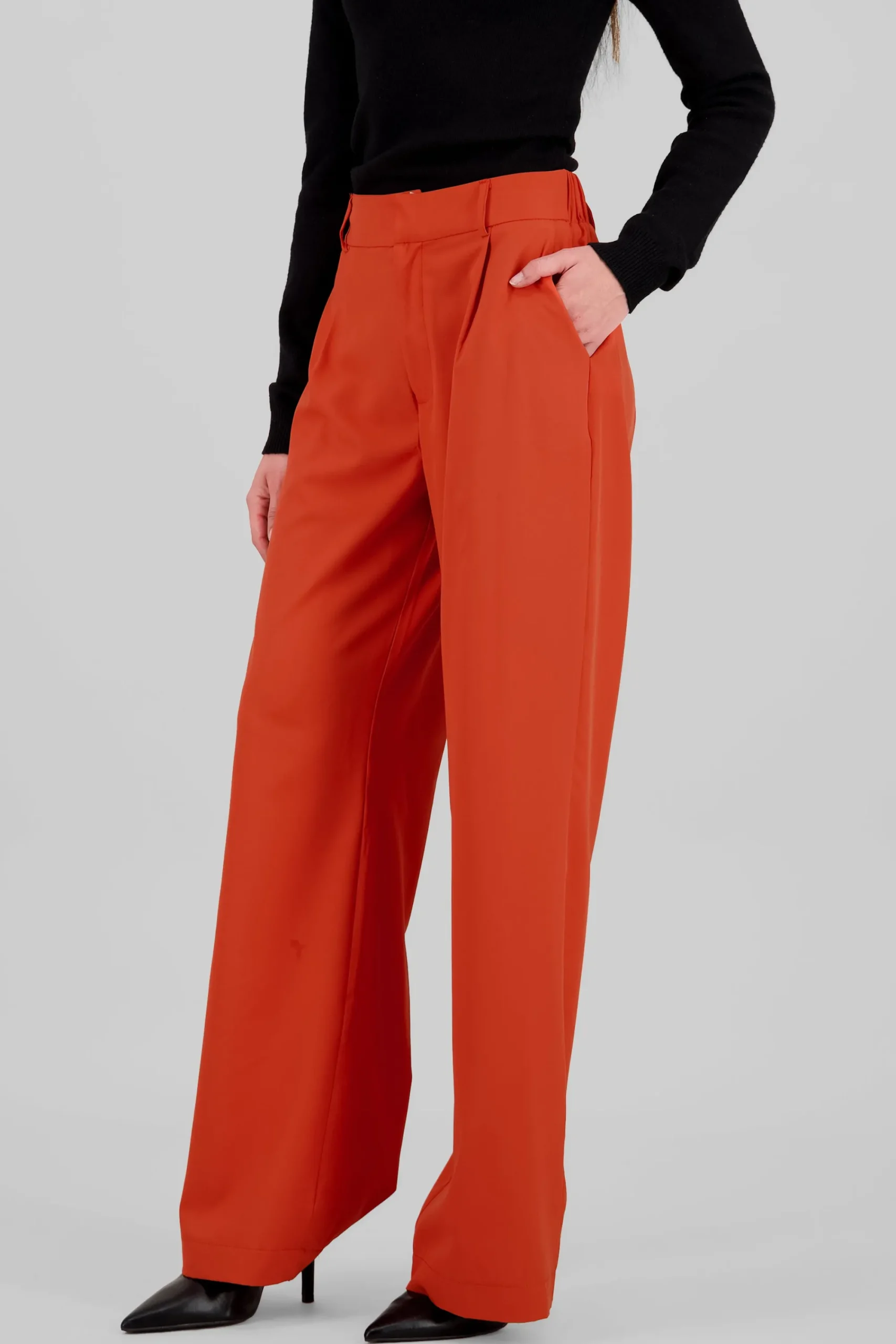 Shasa Basic Straight Leg Trousers