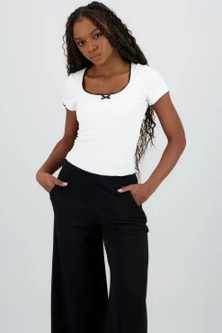 Shasa Bow Detail Top