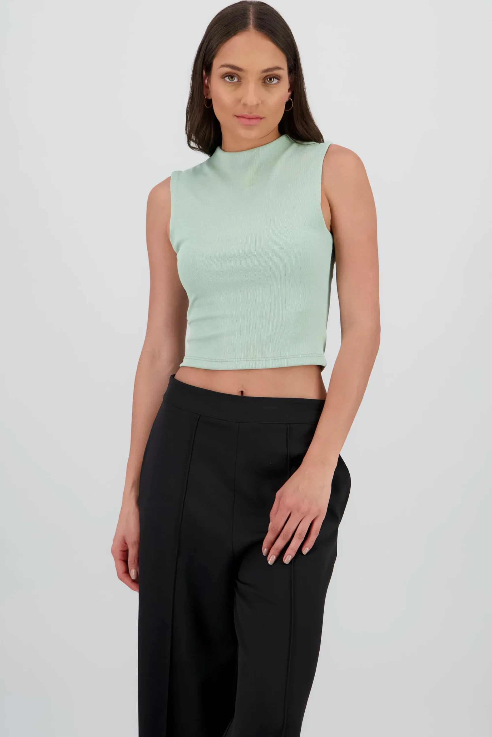 Shasa Chic Thin Ribbed Sleeveless Top