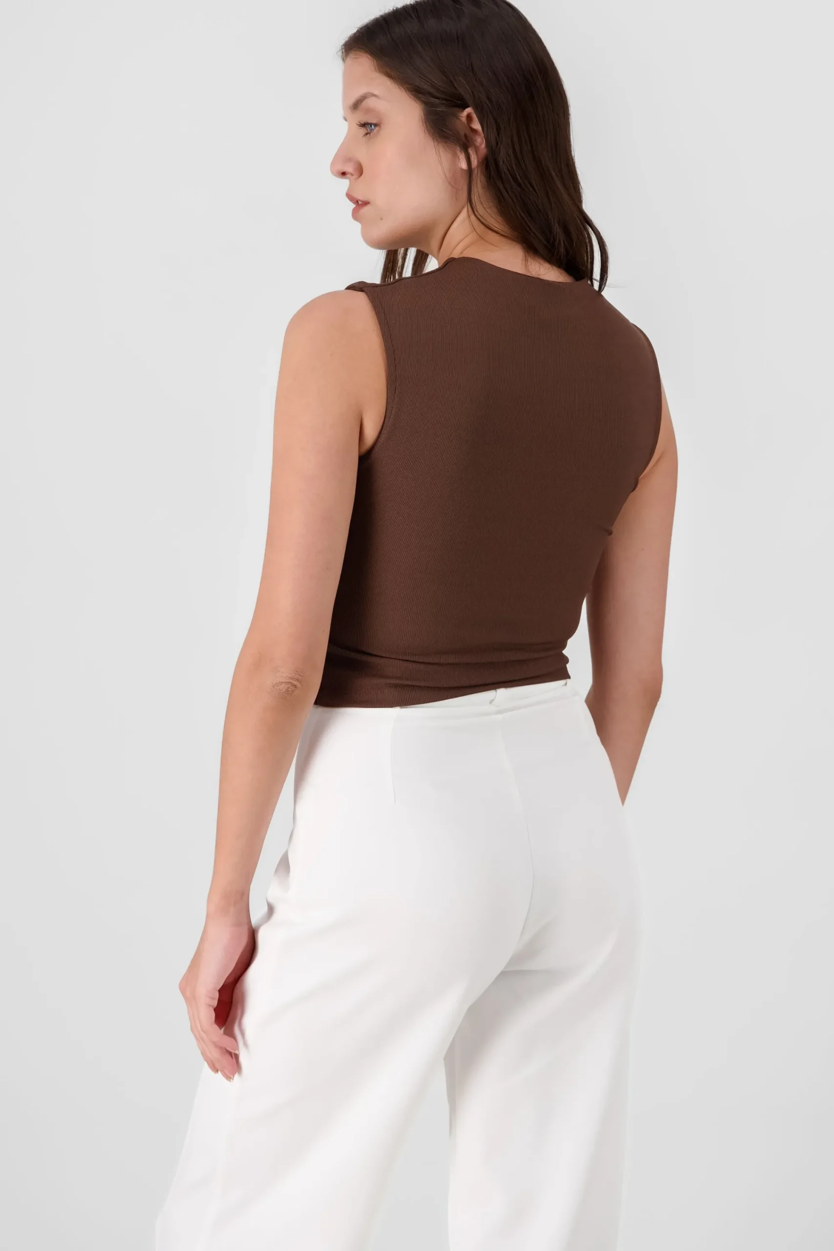 Shasa Chic Thin Ribbed Sleeveless Top