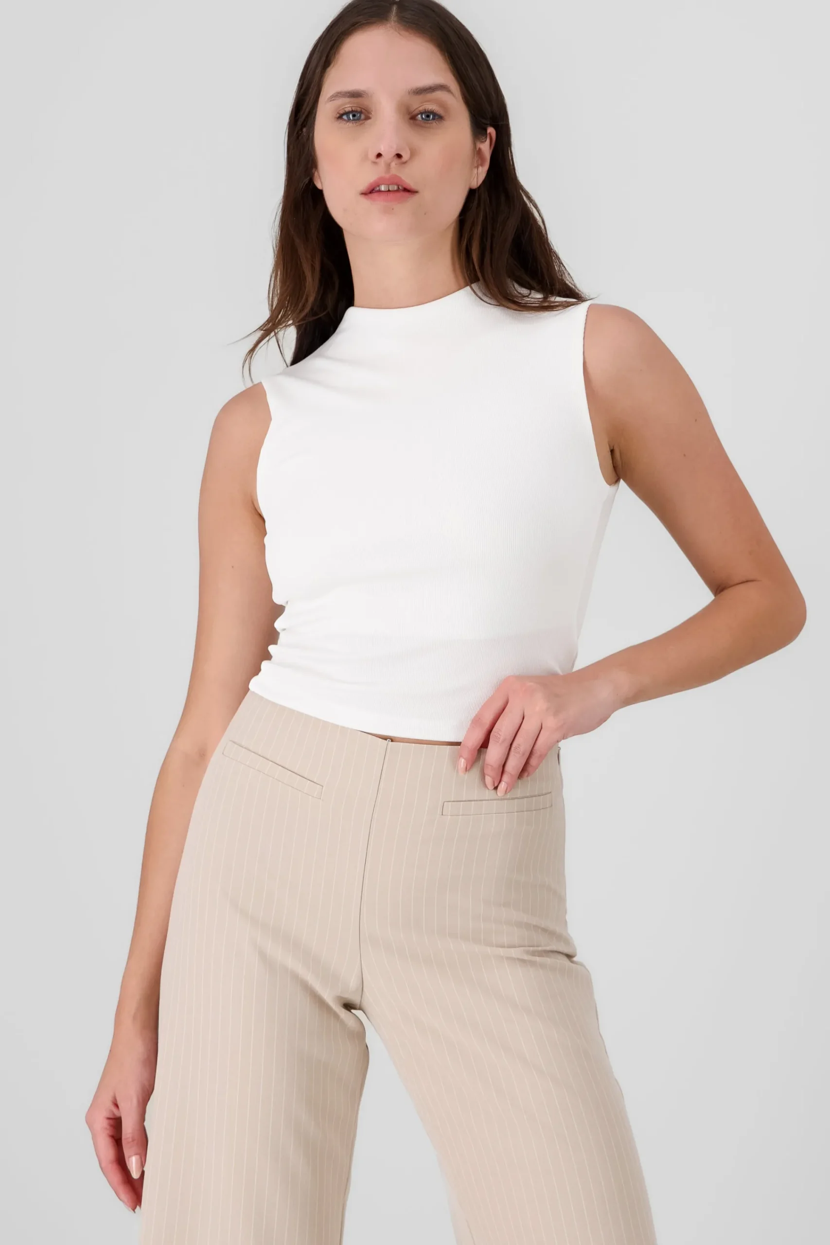 Shasa Chic Thin Ribbed Sleeveless Top