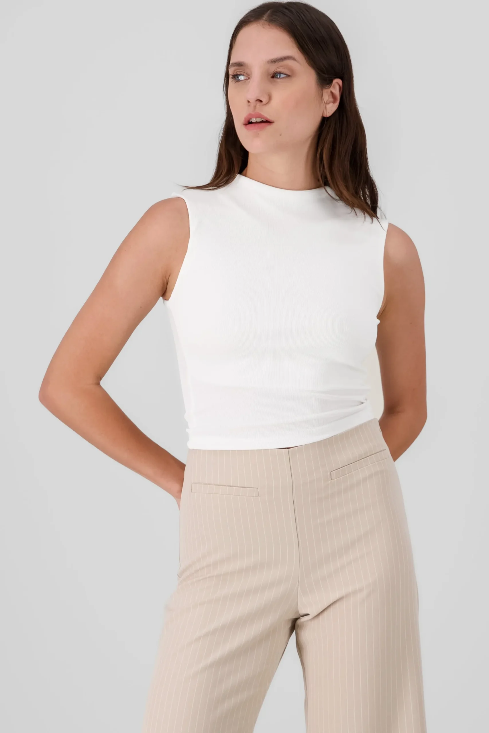 Shasa Chic Thin Ribbed Sleeveless Top