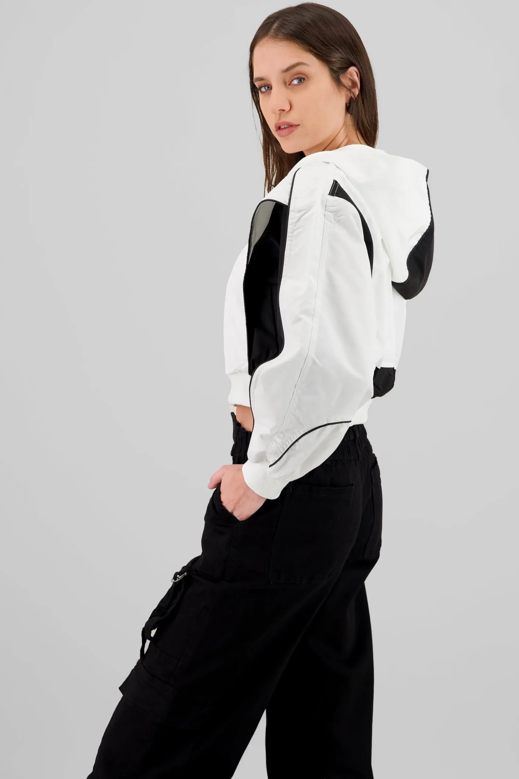 Shasa Contrast Detail Light Jacket