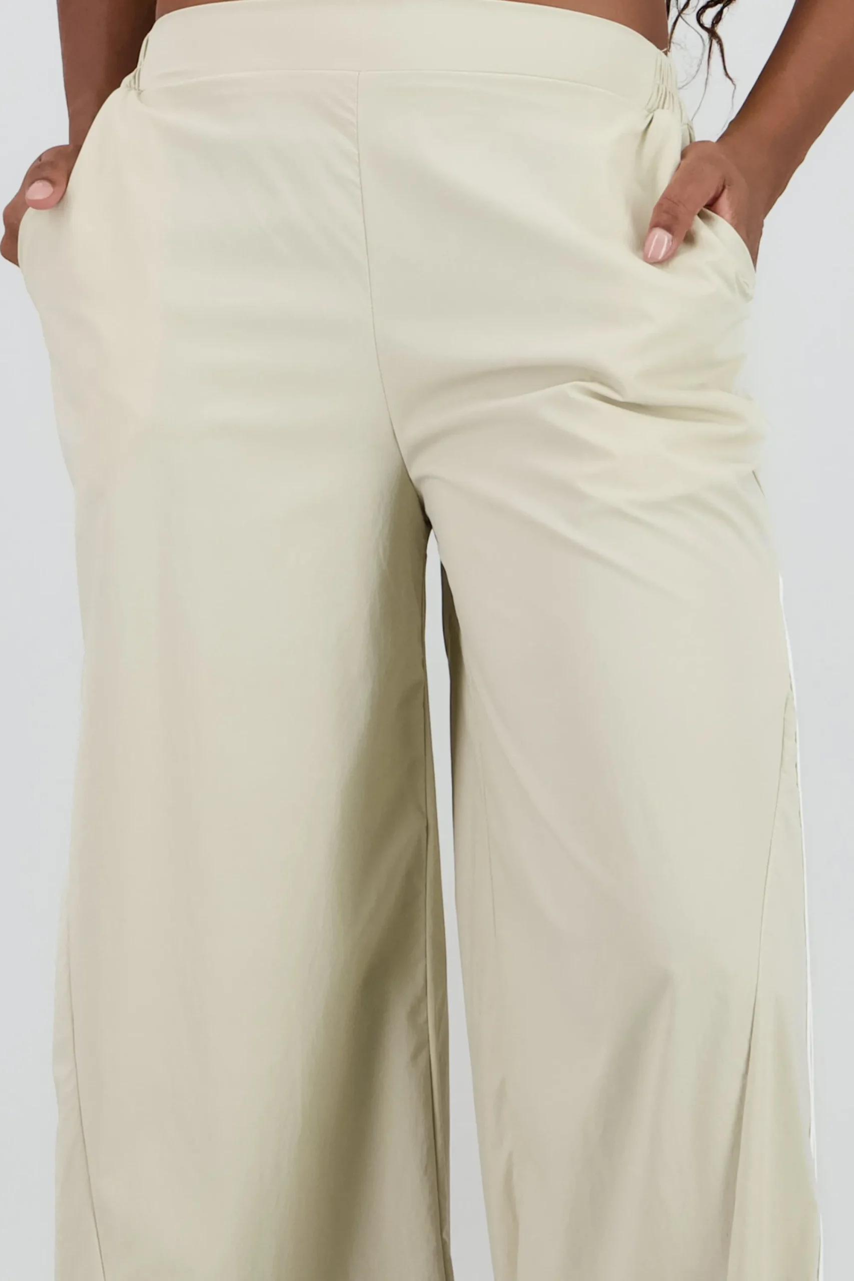 Shasa Contrast Detail Wide Leg Pants