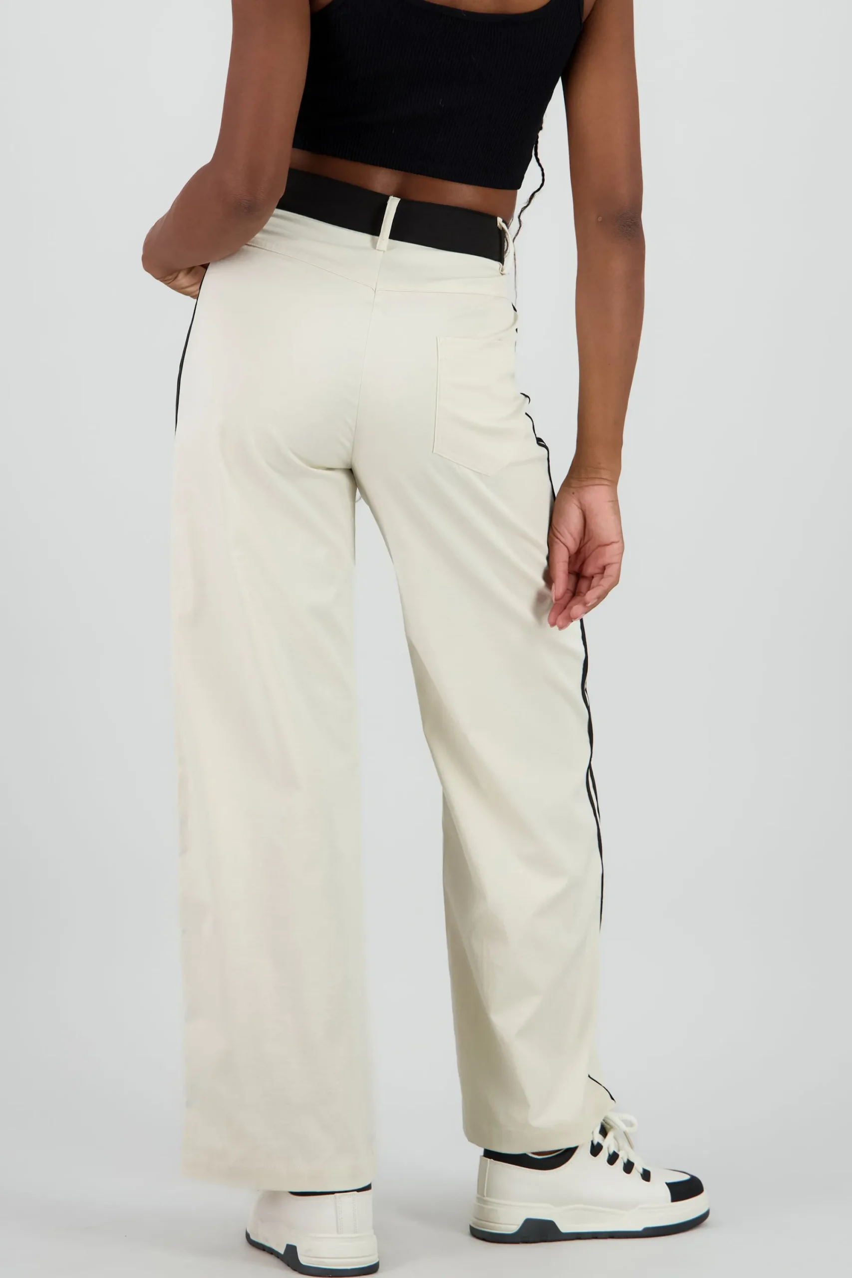 Shasa Contrast Stripe Detail Flowy Pants