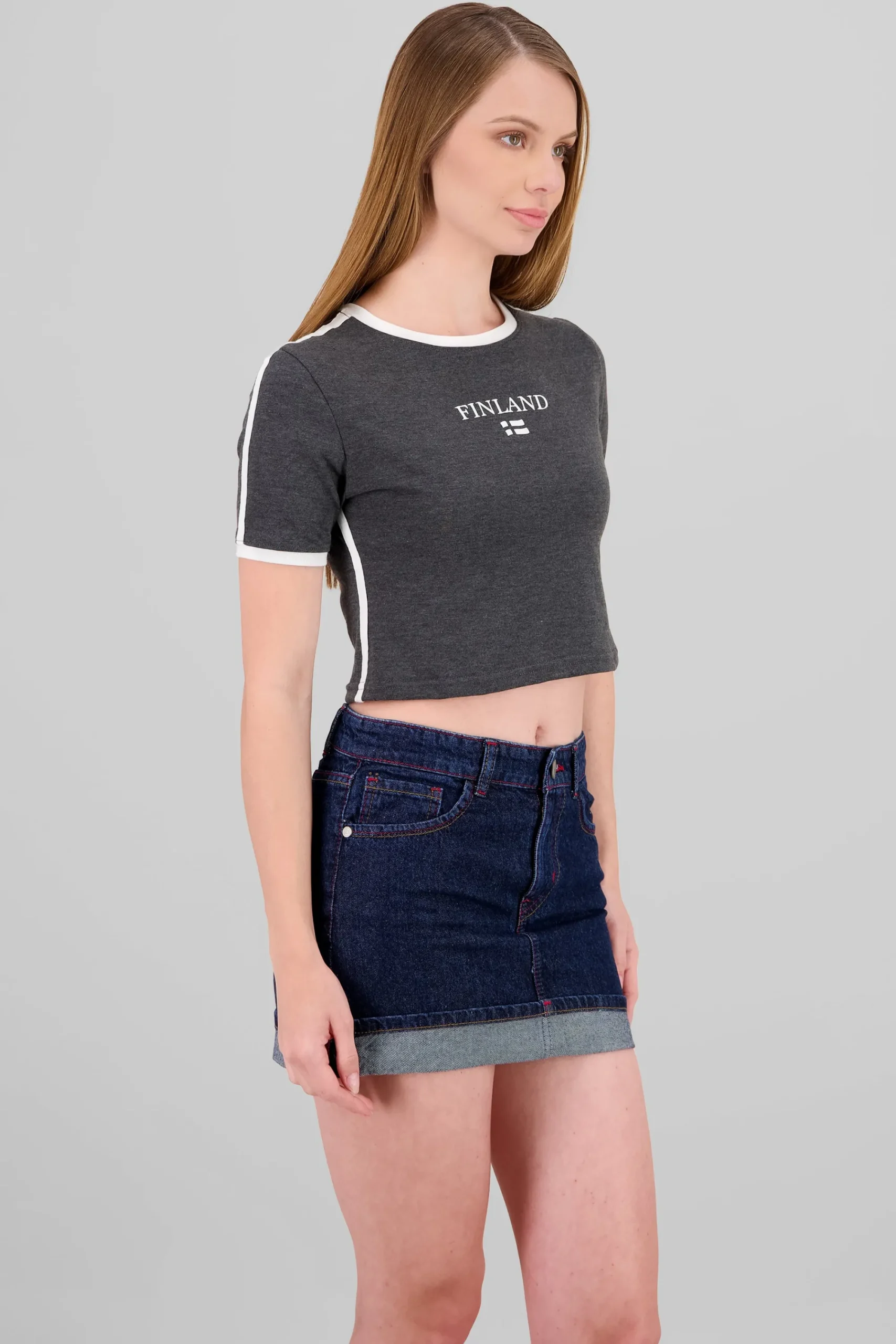 Shasa Contrasting Crop T Shirt Finland