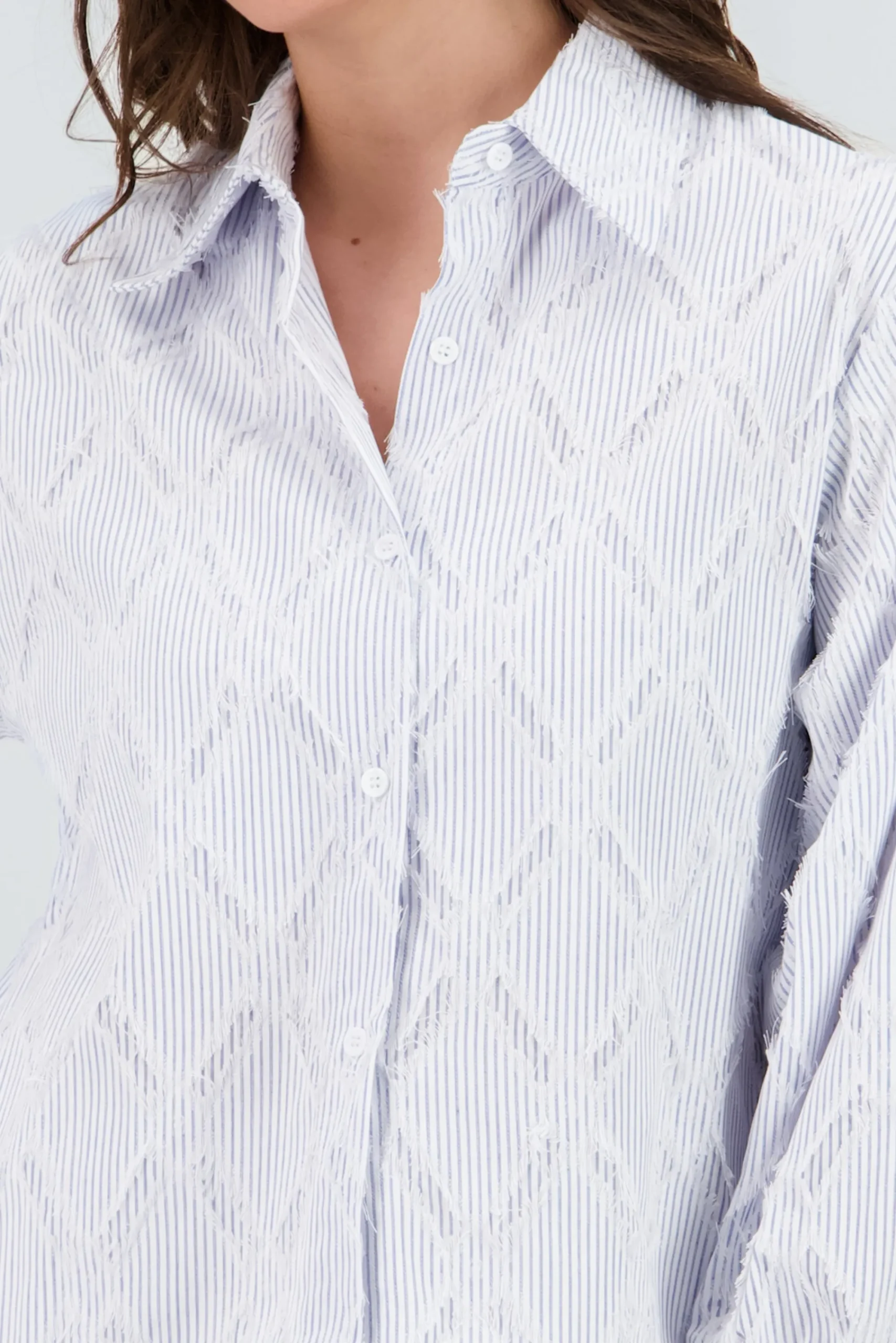 Shasa Cropped Embroidered Shirt