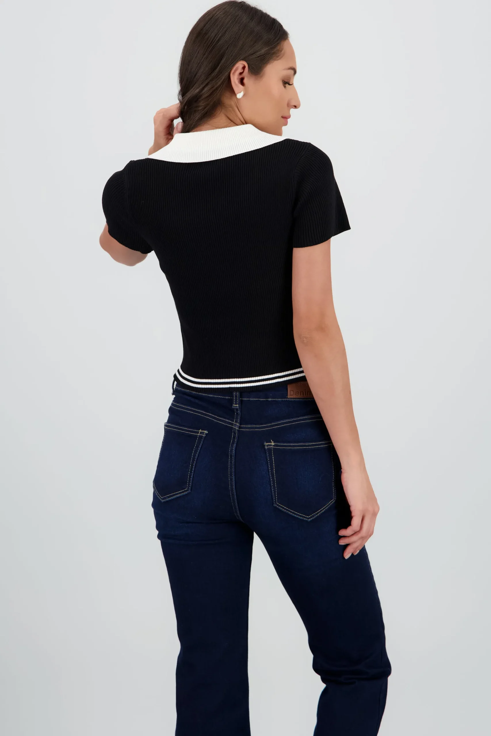 Shasa Cropped Knit Top