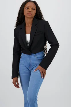 Shasa Cropped solid blazer