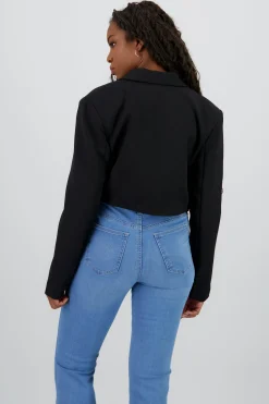 Shasa Cropped solid blazer