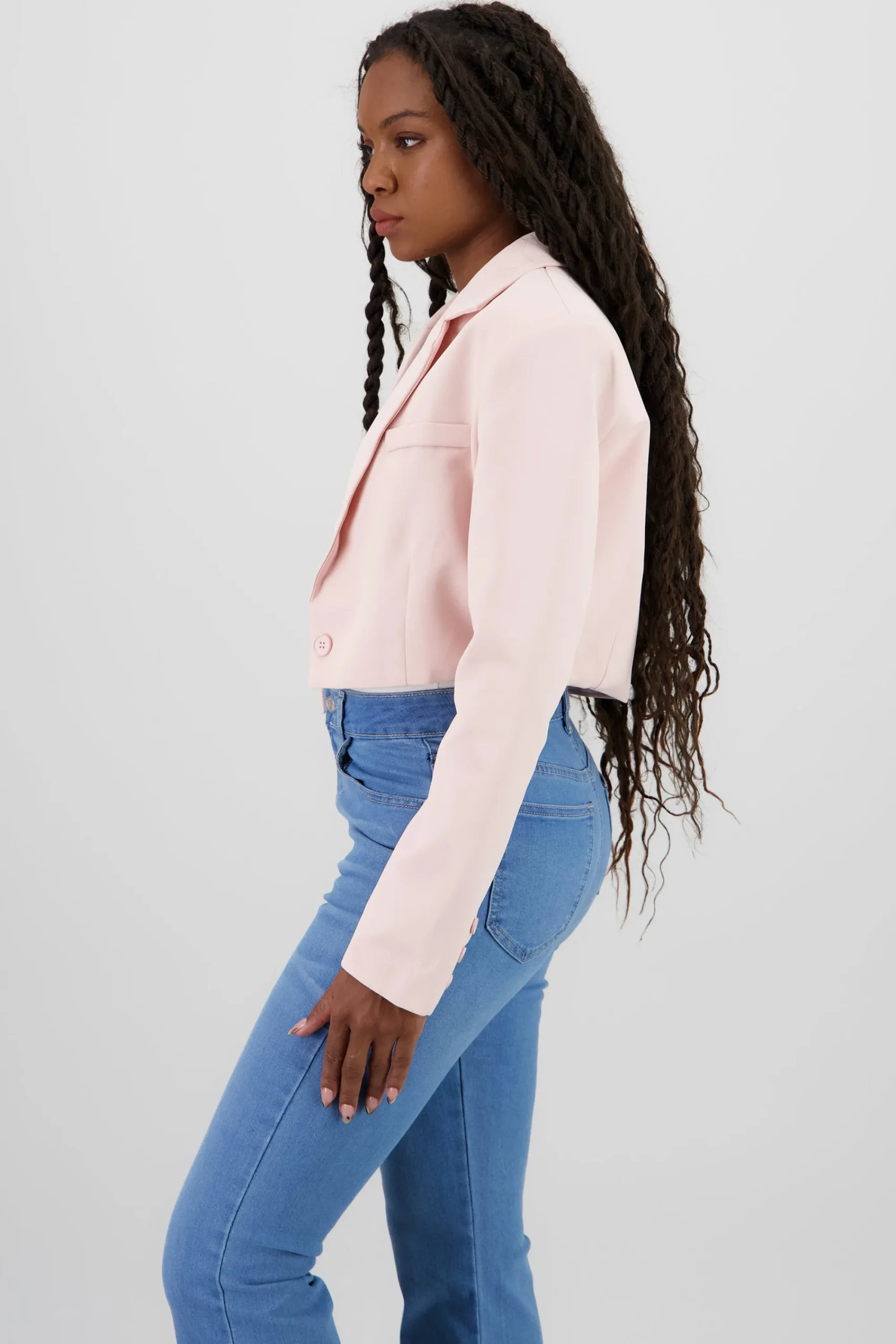 Shasa Cropped solid blazer