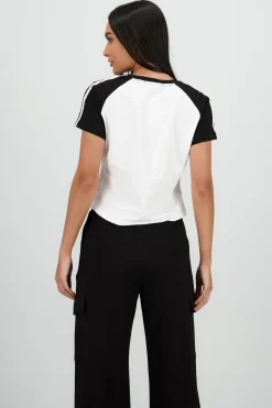 Shasa Cropped T Shirt with Contrast Print