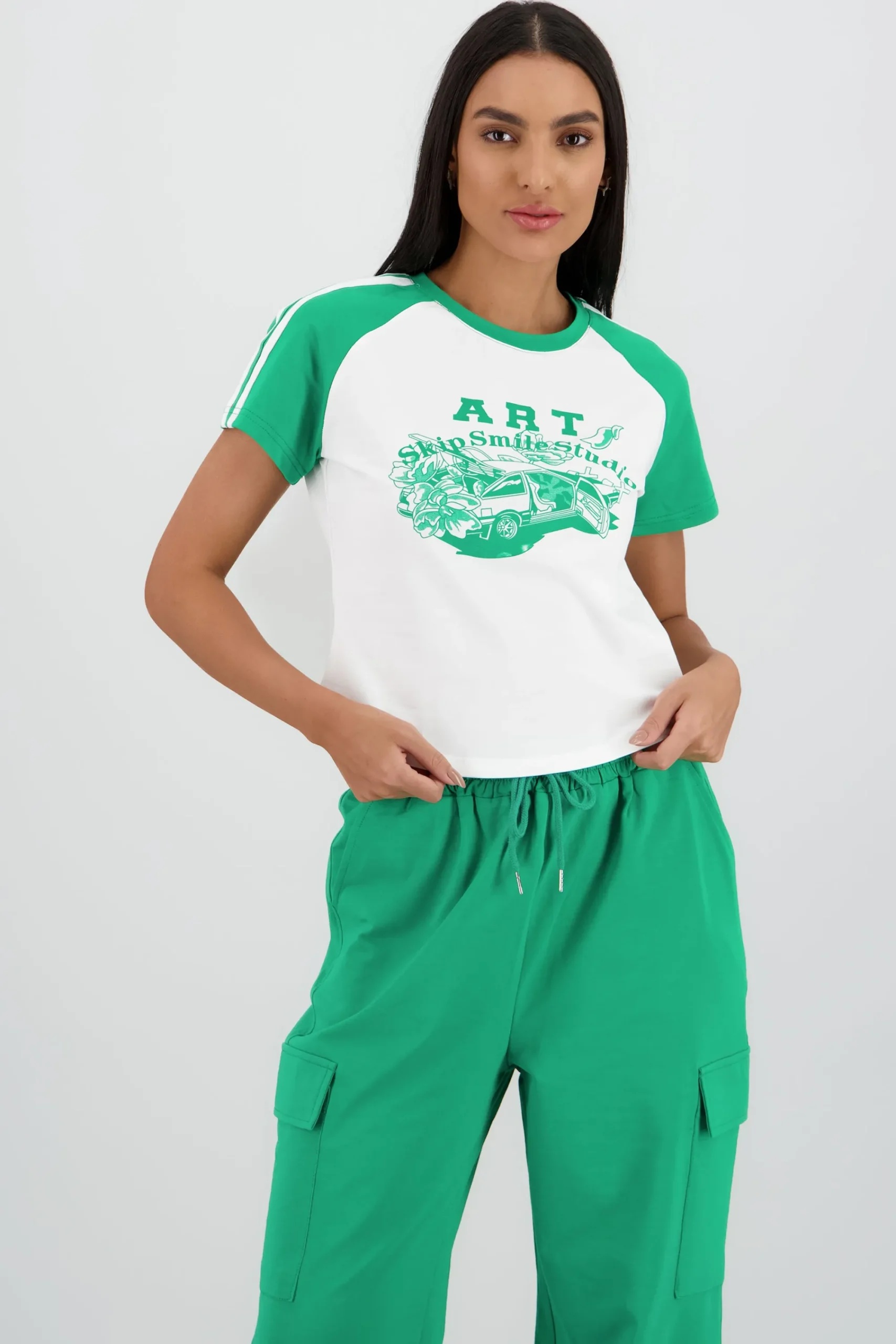 Shasa Cropped T Shirt with Contrast Print