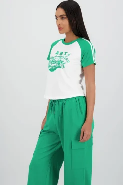 Shasa Cropped T Shirt with Contrast Print
