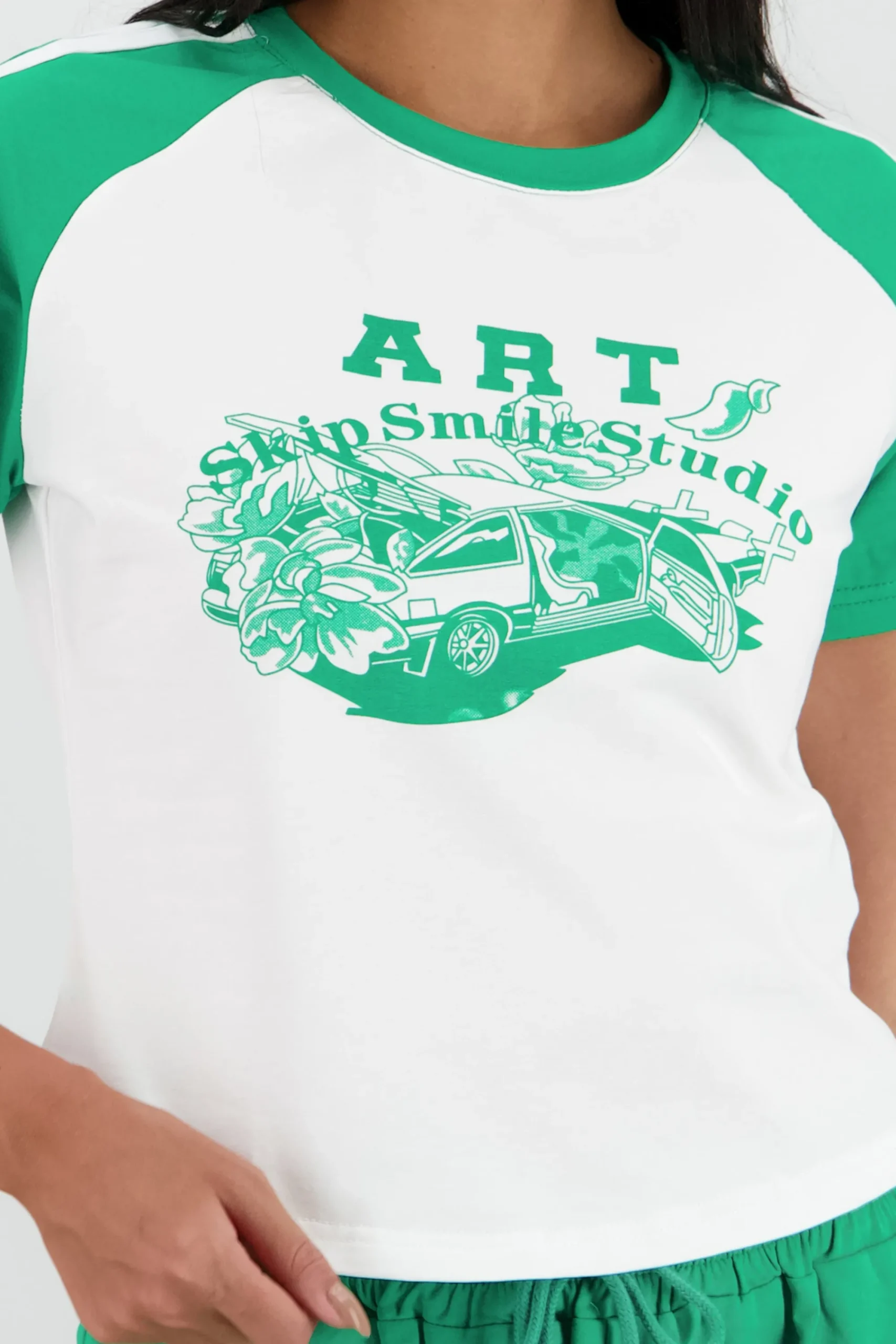 Shasa Cropped T Shirt with Contrast Print