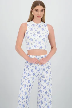 Shasa Cropped Textured Floral Top