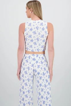 Shasa Cropped Textured Floral Top