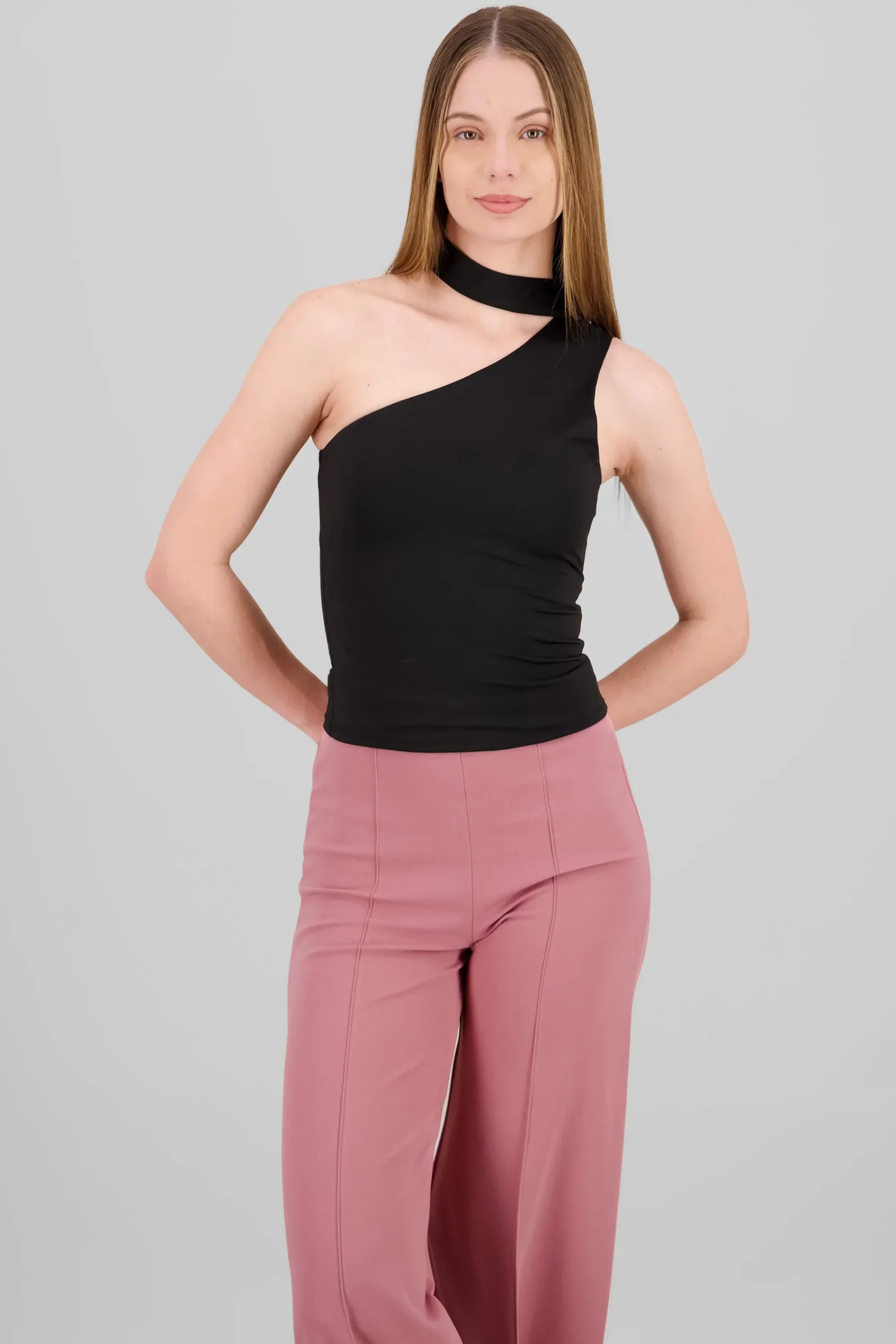 Shasa Cropped Top With Scarf