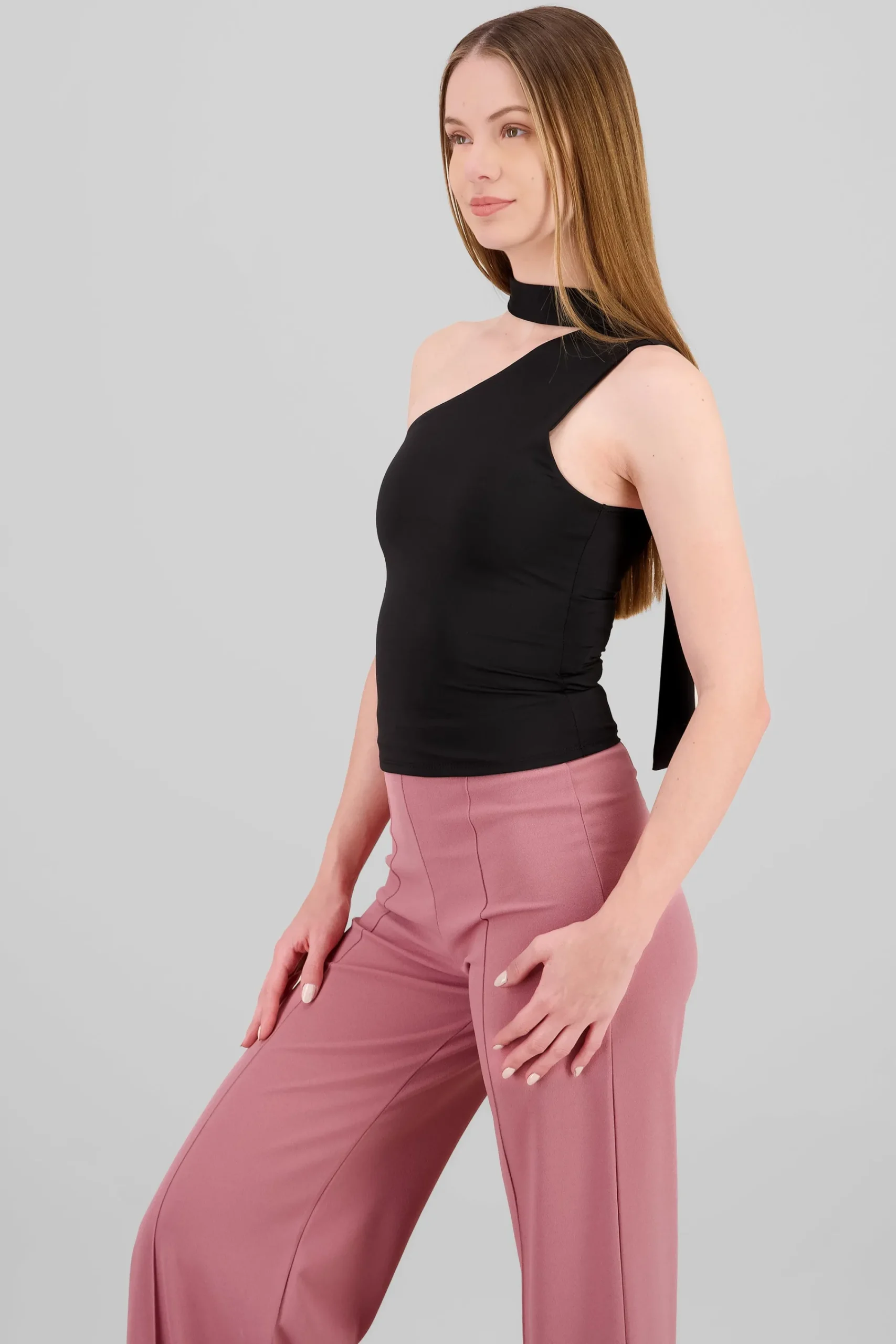 Shasa Cropped Top With Scarf