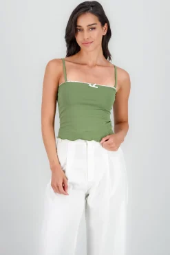 Shasa Detail Bow Top