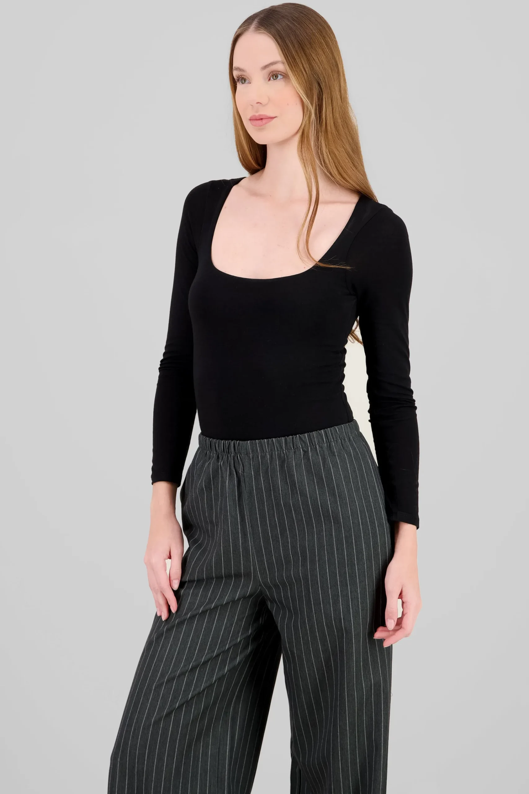 Shasa Double Layer Square Neck Long Sleeve Top