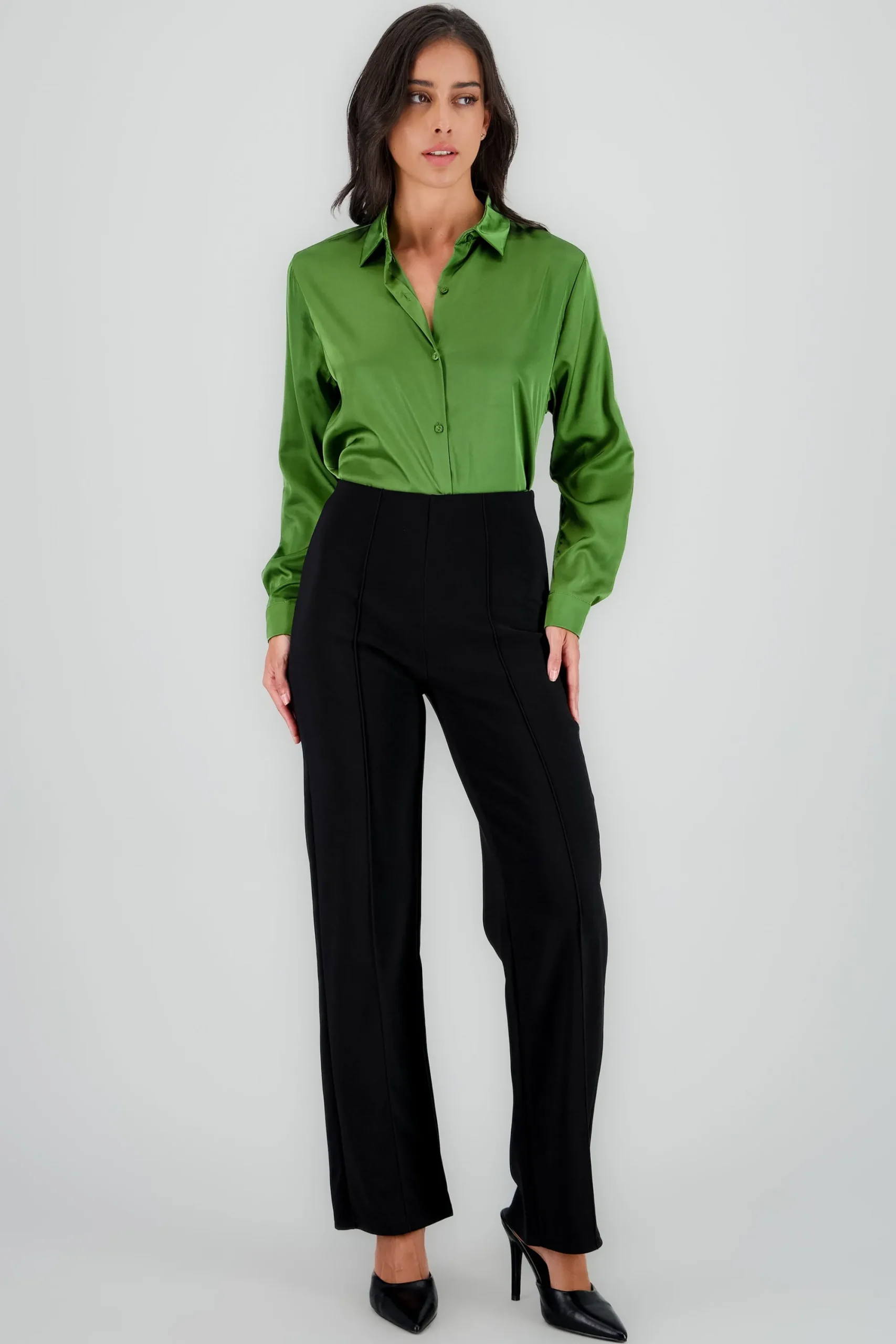 Shasa Dress pants with pleats