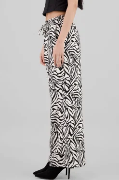 Shasa Elastic Detail Wide Leg Pants