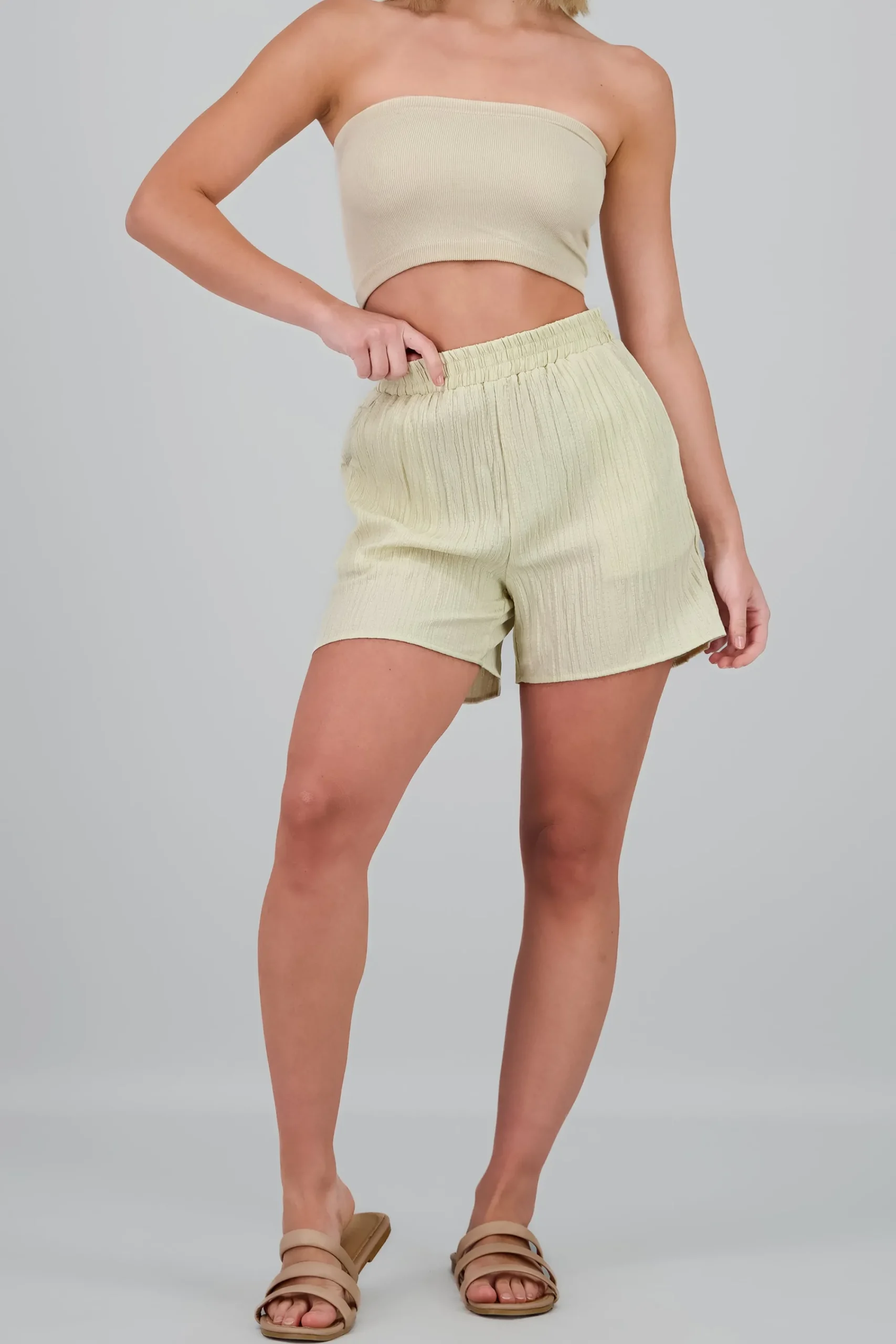 Shasa Elastic Waistband Textured Shorts