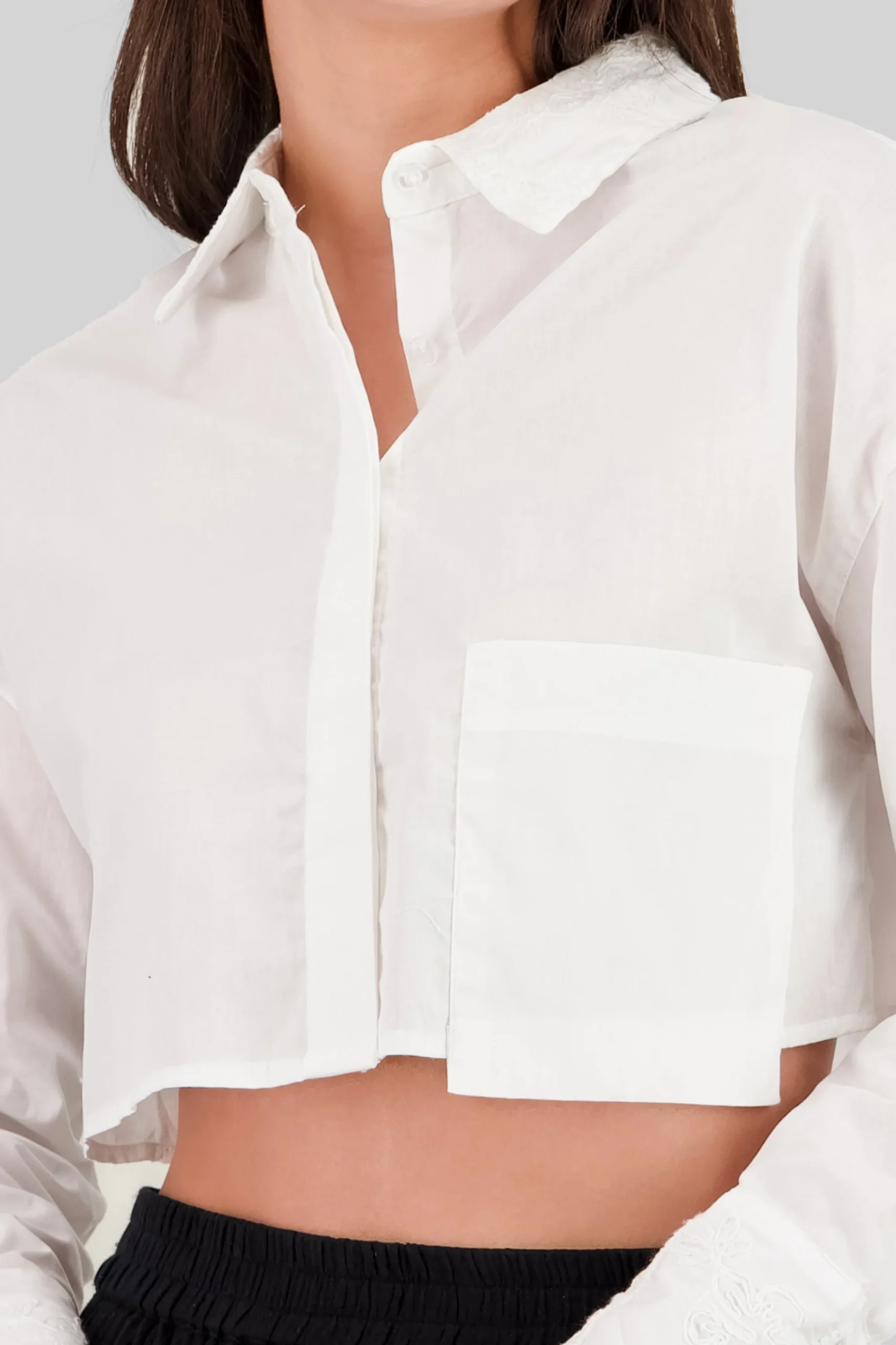 Shasa Embroidered Detail Cropped Shirt