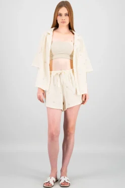 Shasa Embroidered Flowers Solid Shorts