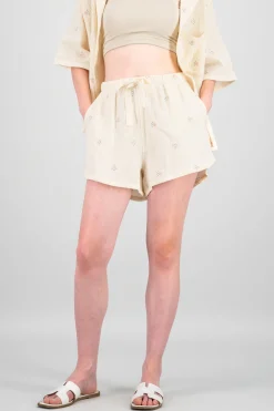Shasa Embroidered Flowers Solid Shorts