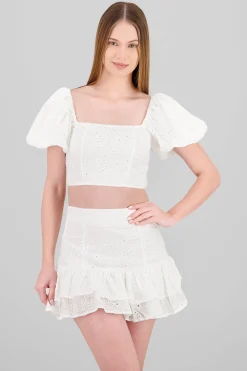 Shasa Embroidered Puff Sleeve Blouse