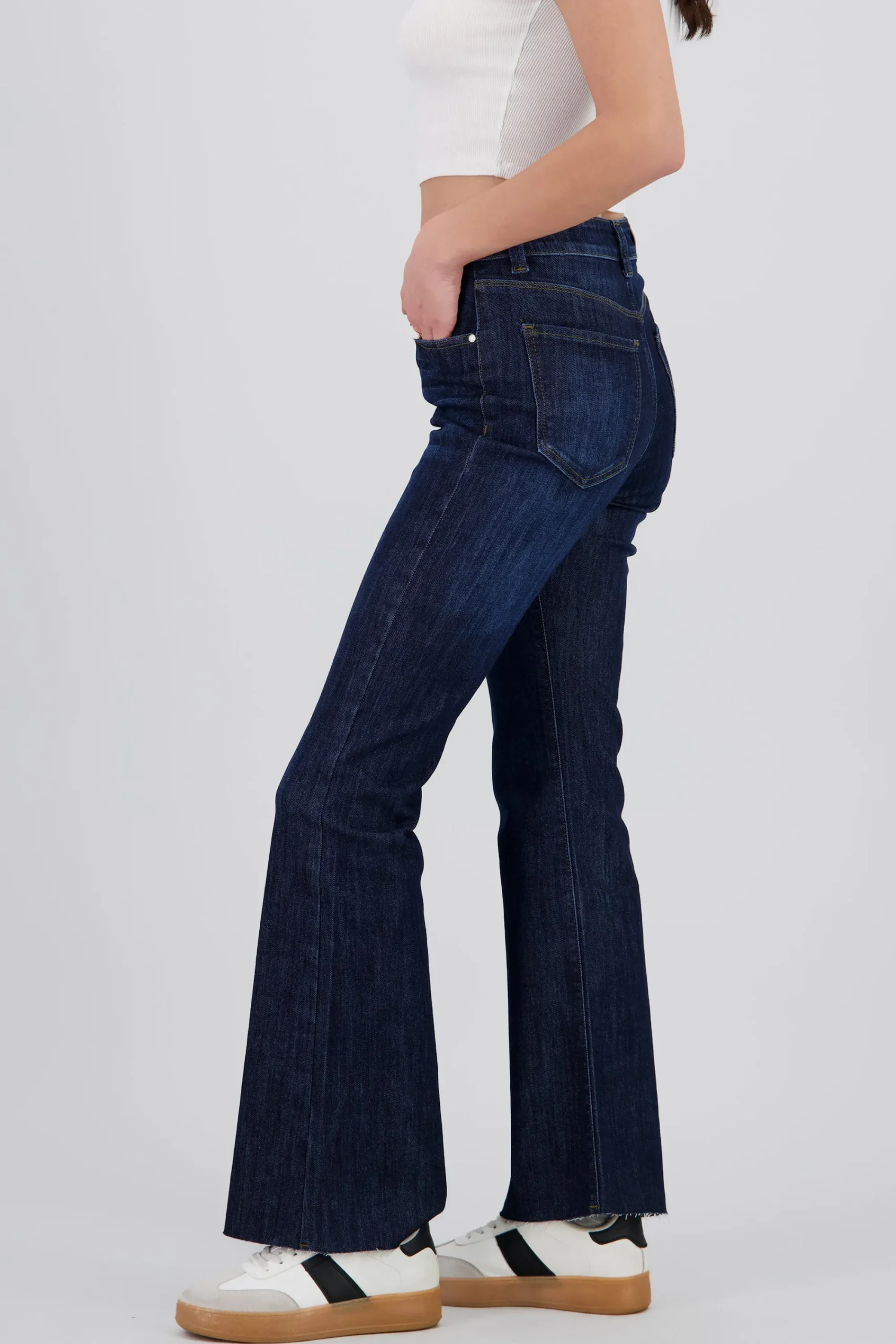 Shasa Flared Jeans