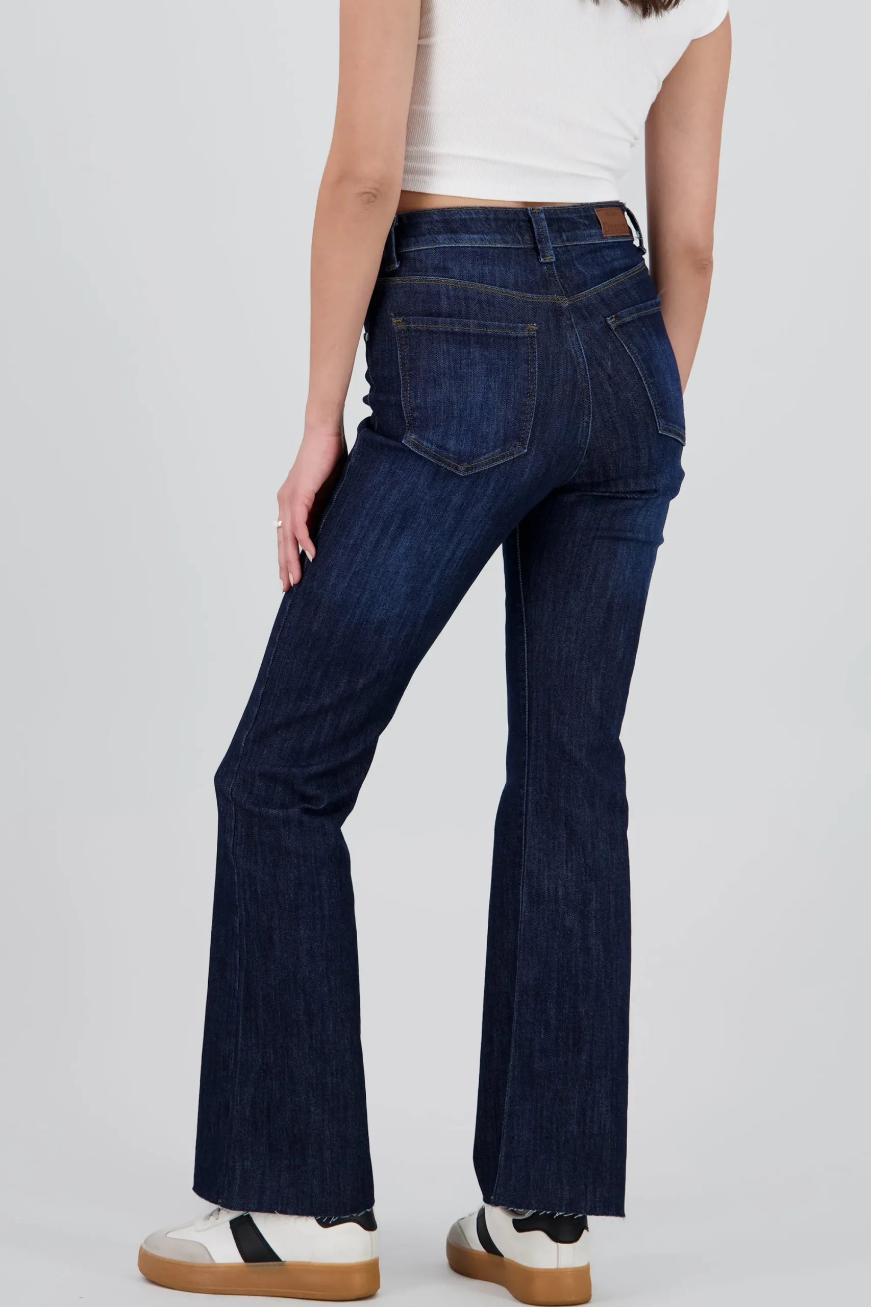 Shasa Flared Jeans