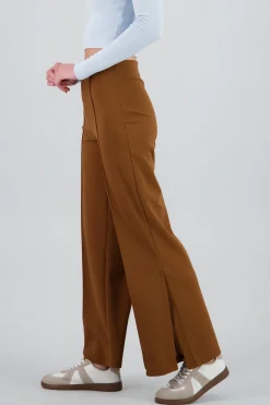 Shasa Flared pant with front seams