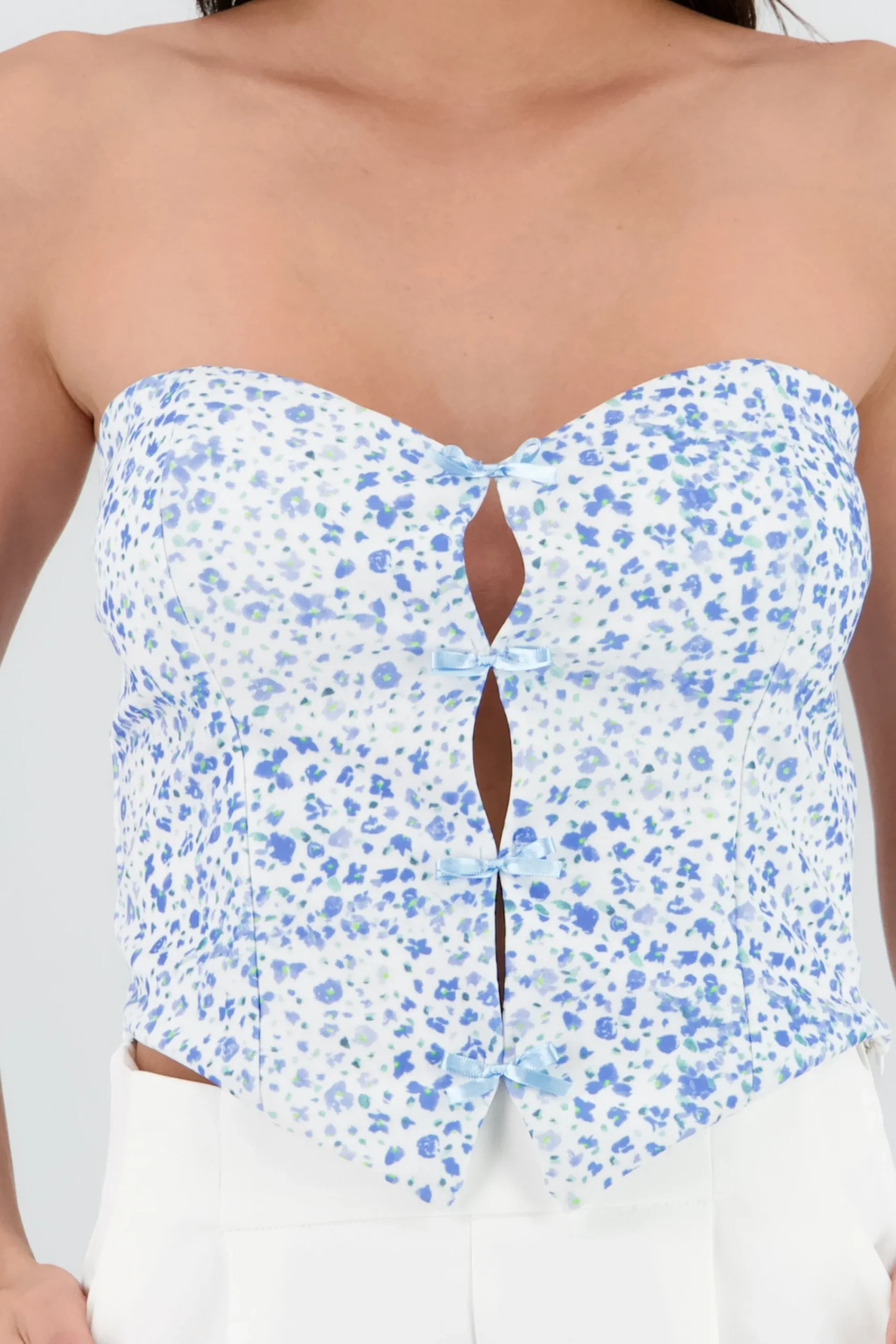 Shasa Floral Top with Mini Bows