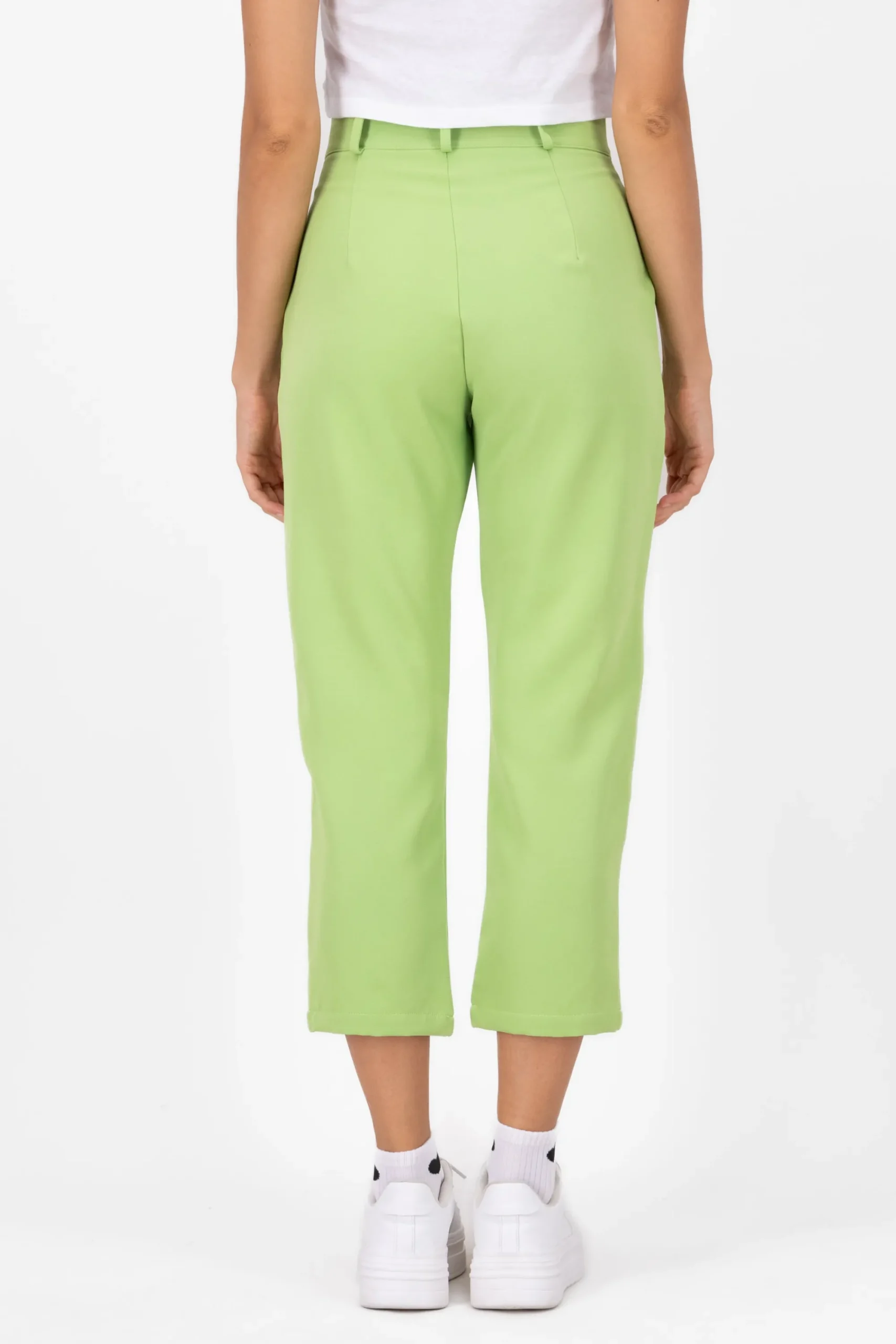 Shasa Highwaisted capri pant with pockets