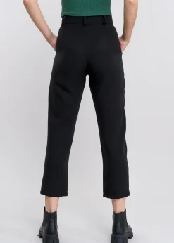 Shasa Highwaisted capri pant with pockets