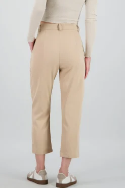Shasa Highwaisted capri pant with pockets
