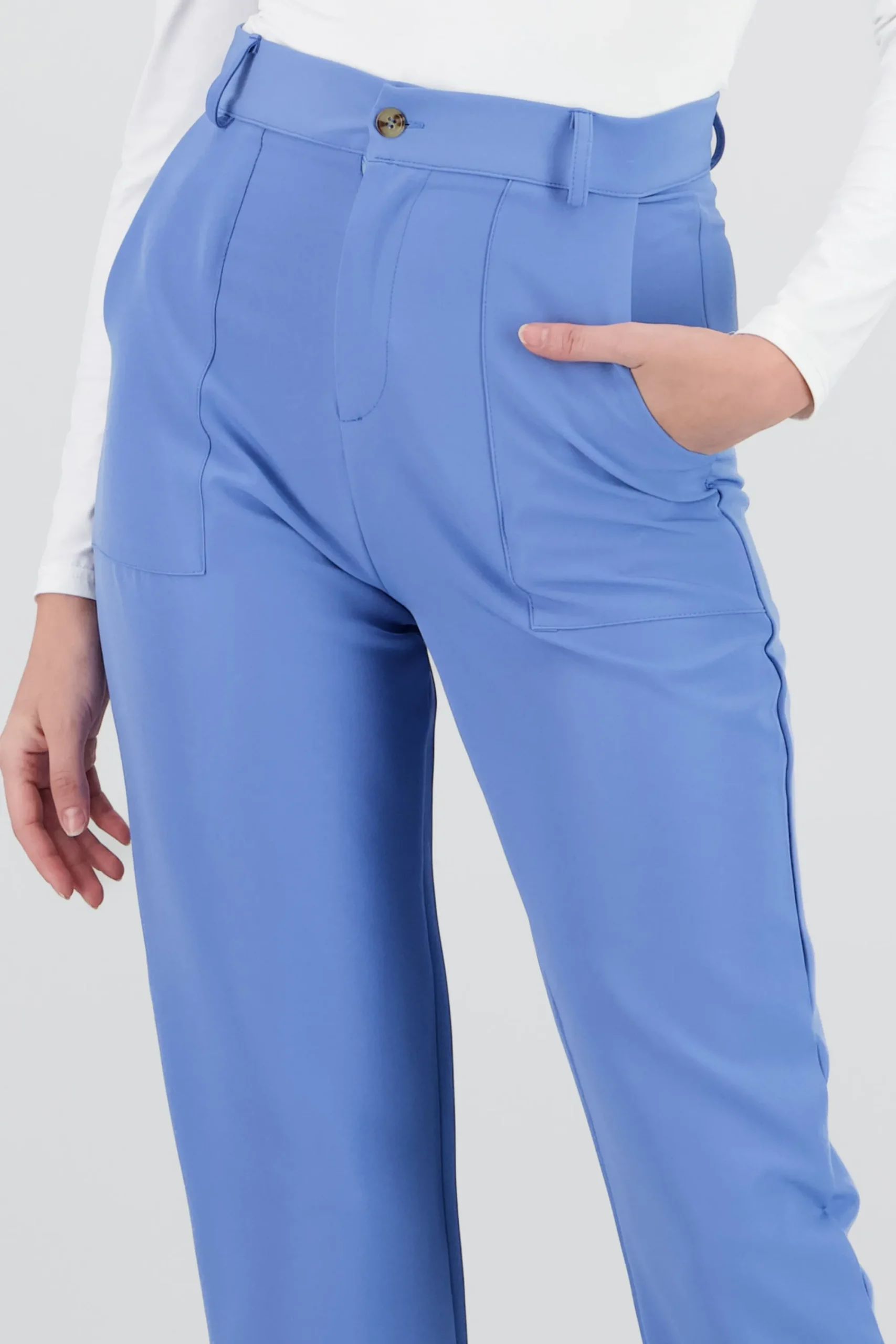 Shasa Highwaisted capri pant with pockets