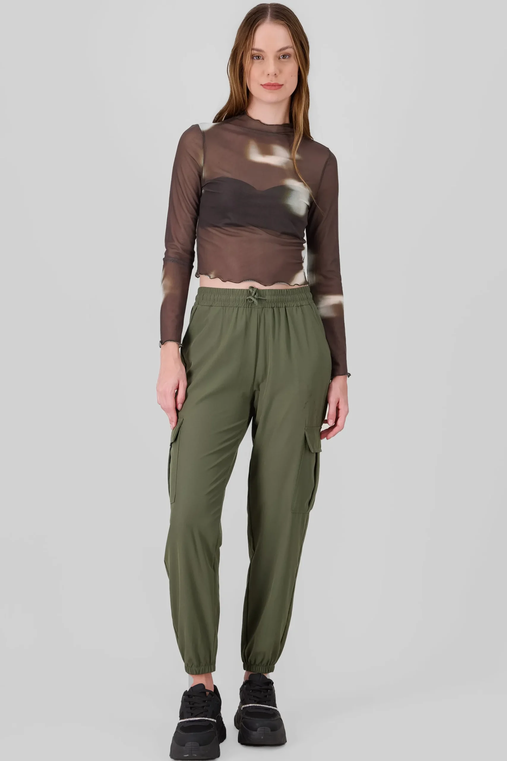 Shasa Jogger with cargo pockets