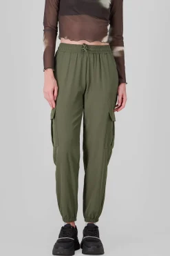 Shasa Jogger with cargo pockets