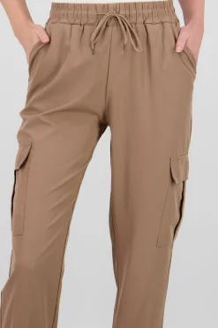 Shasa Jogger with cargo pockets