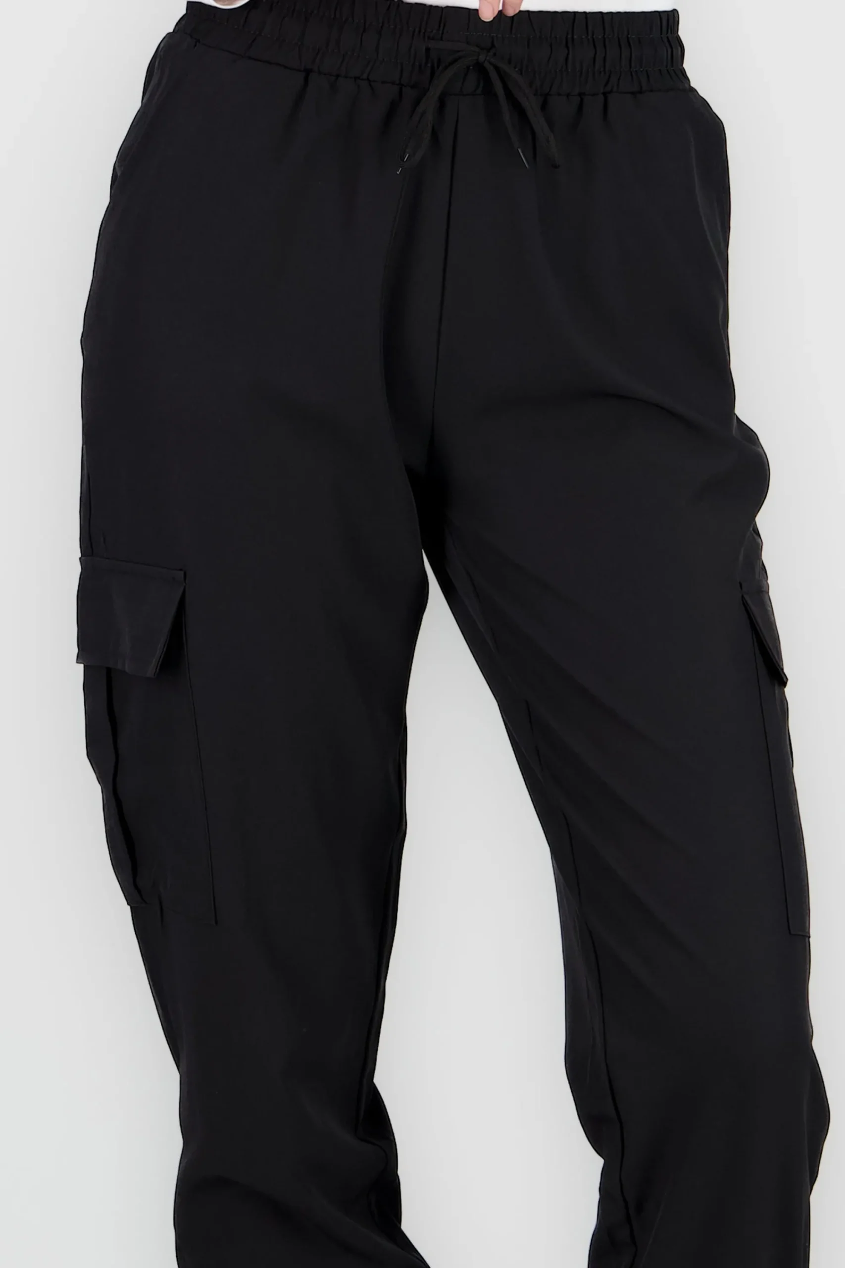 Shasa Jogger with cargo pockets