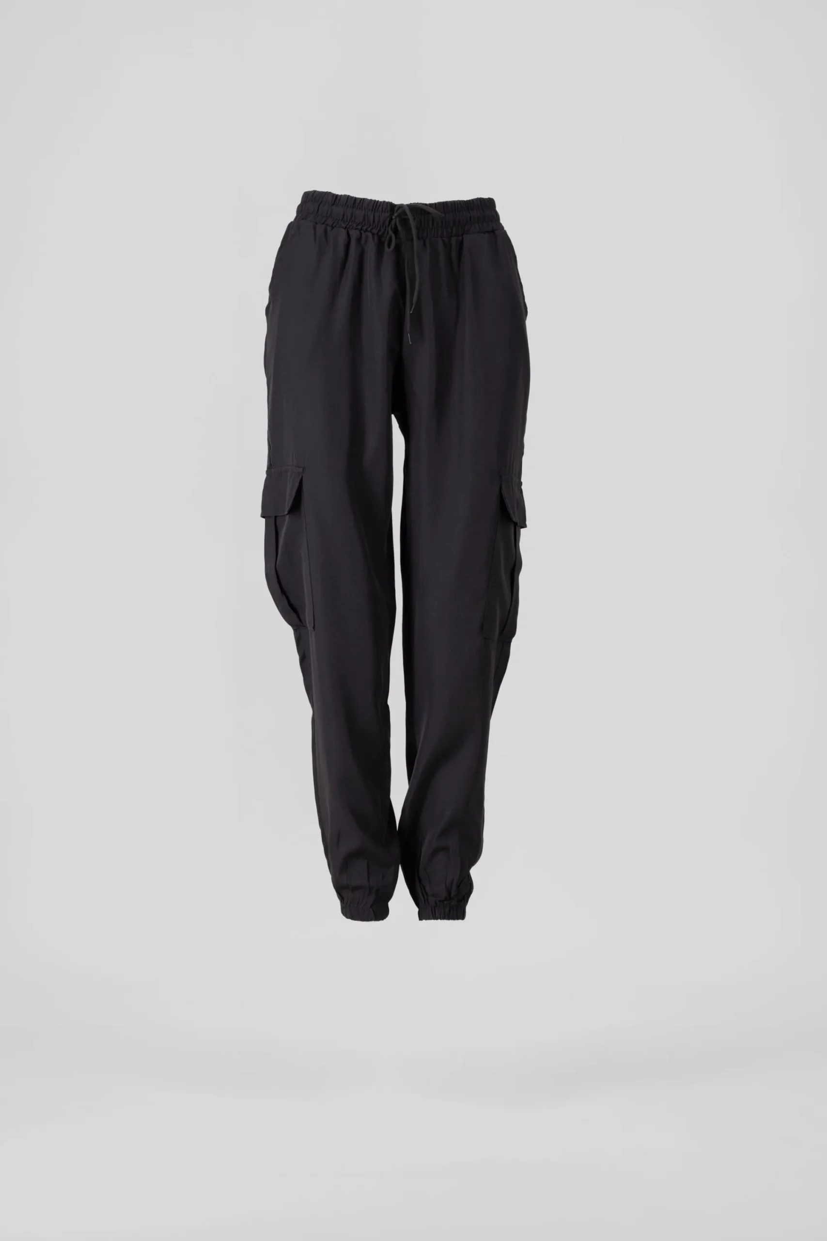 Shasa Jogger with cargo pockets
