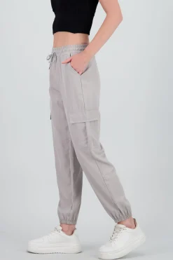 Shasa Jogger with cargo pockets